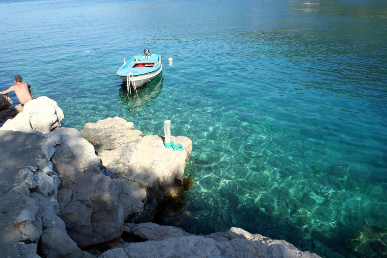 Apartments By The Sea Cove Zarace - Gdinj, Hvar - 4598 المظهر الخارجي الصورة