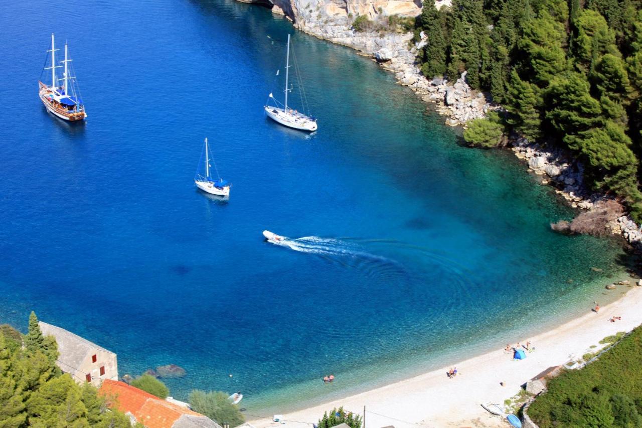 Apartments By The Sea Cove Zarace - Gdinj, Hvar - 4598 المظهر الخارجي الصورة