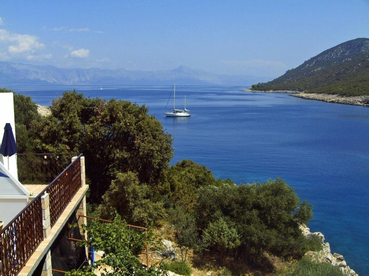 Apartments By The Sea Cove Zarace - Gdinj, Hvar - 4598 المظهر الخارجي الصورة